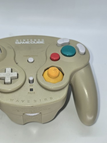 Nintendo GameCube WaveBird Wireless Controller Gray (No Receiver) - Picture 4 of 8