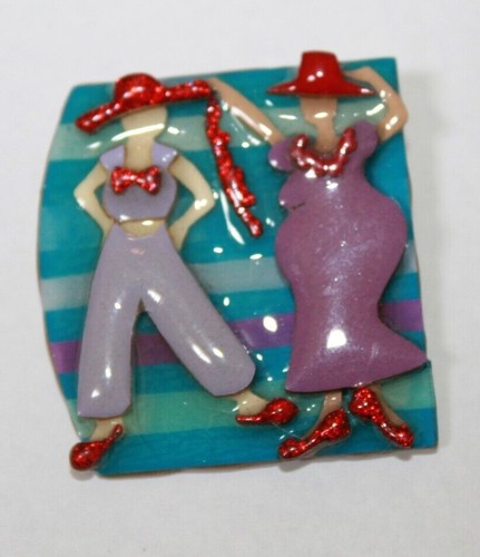 Woman Pin By Lucinda Ladies in Red Hats Shoes Bowtie Purple Clothes 3D Brooch  - Picture 1 of 3