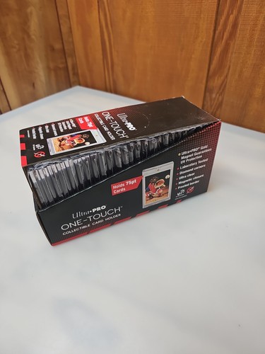 Ultra Pro 75pt. Magnetic One Touch Thick Card Holders UV SAFE Box Of 25 - Picture 2 of 3