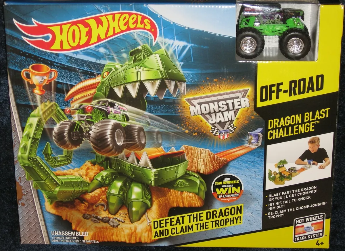 New Hot Wheels MONSTER JAM DRAGON BLAST CHALLENGE Playset Grave Digger MIB