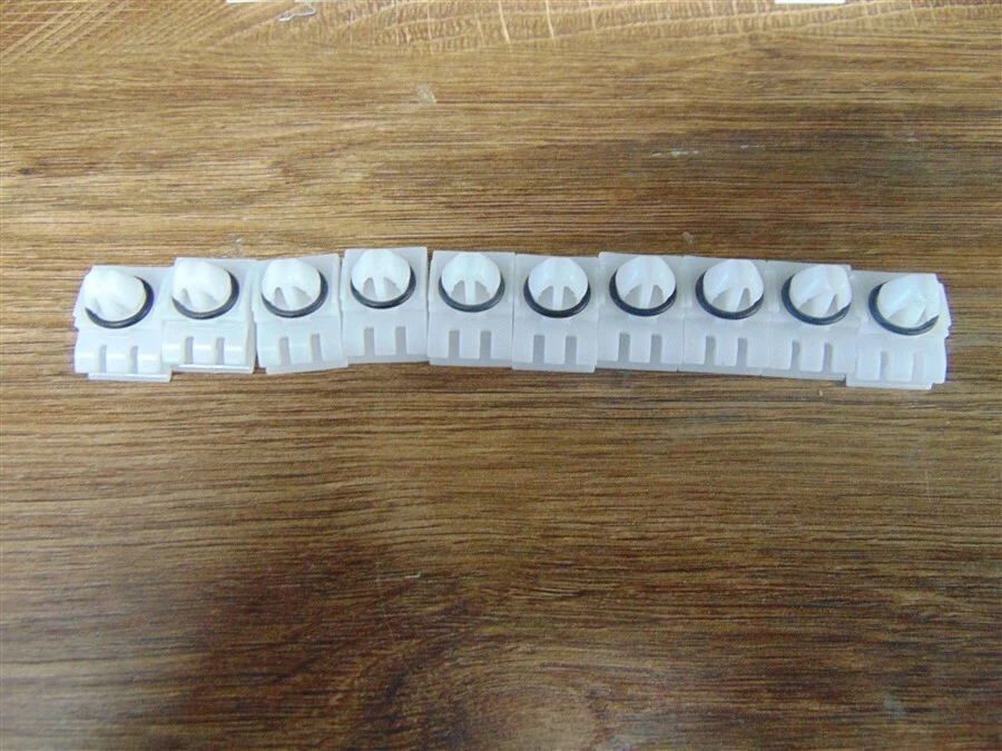 Left Rear Fender Clip - Set of 10 PCS - Genuine Mercedes  