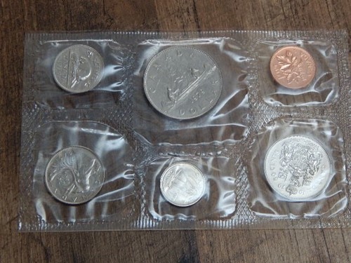 4 juegos completos de monedas sin circular de la Casa de la Moneda Real Canadiense para 1979, 1985, 1987, 1988 - Imagen 4 de 17