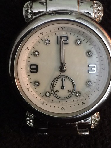 quartz Mother Of Pearl Face Silver Dial 35 Mm Case, Ladies Watch ,Band Have - Picture 4 of 7
