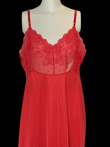 VTG Vanity Fair Red Lace Nylon Slip Dress SZ 38 Shiny Satiny Chiffon USA - Picture 6 of 8