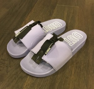 adidas slides size 10