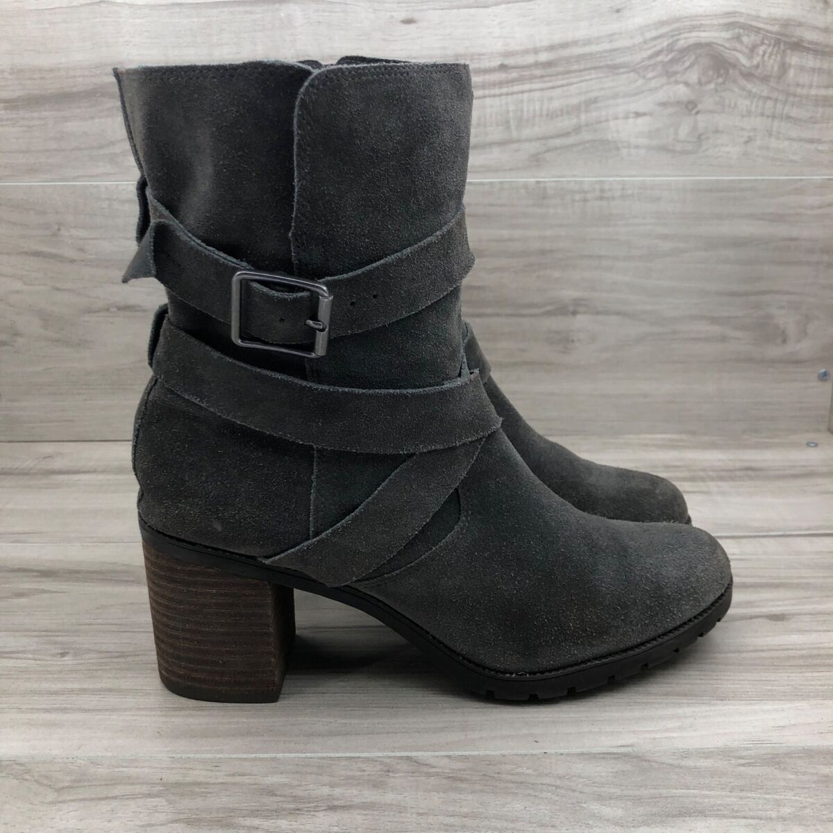 Clarks Ankle Boots Womens 8.5M Malvet Doris Gray Suede Zip Booties