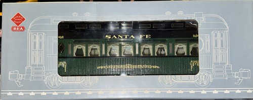 G REA p/n 31005 Passenger Car - Santa Fe W/ Metal Wheels (New In Box) - Picture 2 of 10