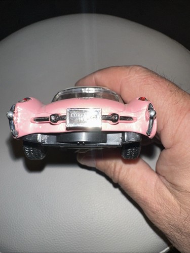 Signature Models 1/32 1957 Corvette Pink and White Roll-back and Go Model Car - Picture 8 of 9