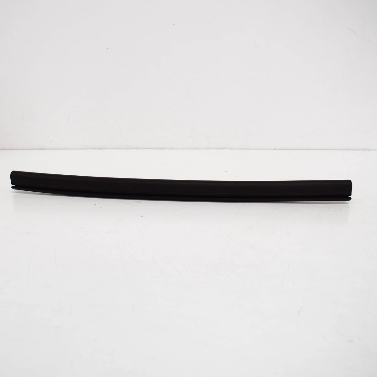 OEM BMW X5 F85 M FRONT BONNET HOOD LEFT SEALING 51767294511 