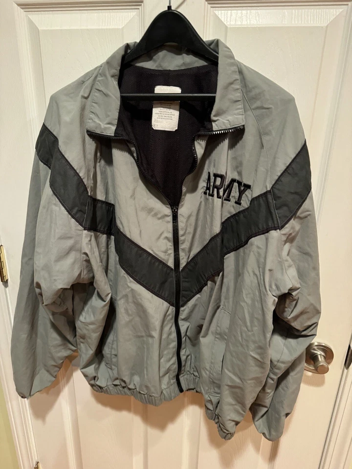 US Army Physical Fitness Jacket Men Large Regular Gray Full Zip PFU Uniform - Image 4 of 4