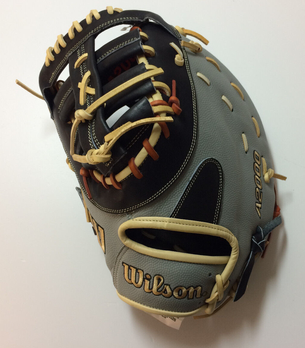 2023 Wilson A2000 1620SS 12.5" First Base Glove Baseball LHT SuperSkin