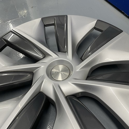 Tesla Model Y Gemini Aero Wheel Cover Trims Hubcaps x4 - 19" - Genuine (Used) - Picture 8 of 16