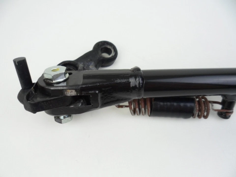 Soporte lateral Ducati Monster 821 2015 Foto 2 de 4