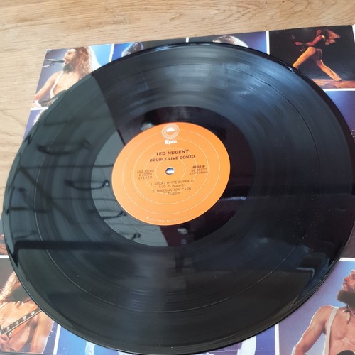 TED NUGENT DOUBLE LIVE GONZO EPIC 88202 1978 A1 B1 GATEFOLD - Picture 5 of 6