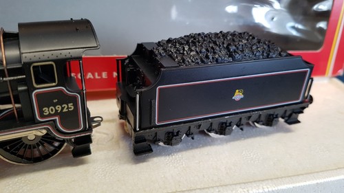 HORNBY R.2039 BR BLACK 4-4-0 SCHOOLS CLASS "CHELTENHAM" #30925 UNUSED MINT BOXED - Picture 4 of 14