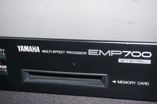 Yamaha EMP700 Stereo Multi Effects Processor 1U Rack - 100V - Picture 8 of 21