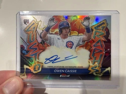 2026 Topps Finest Owen Caissie Base (RAW)
