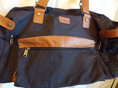 Choice Duffle Bags~Sports/Gym/Weekend: Tommy Hilfiger/BOVIP/Adidas/Samsonite - Picture 3 of 48