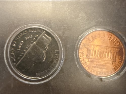 1963 Coin Set In Whitman Plastic Holder. Aged Nicely - Picture 9 of 15