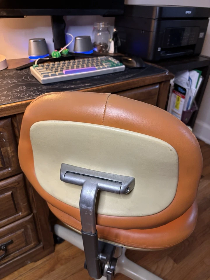 Silla de trabajo industrial Herman Miller serie L 1978 vinilo original base de 4 estrellas MCM Foto 3 de 4