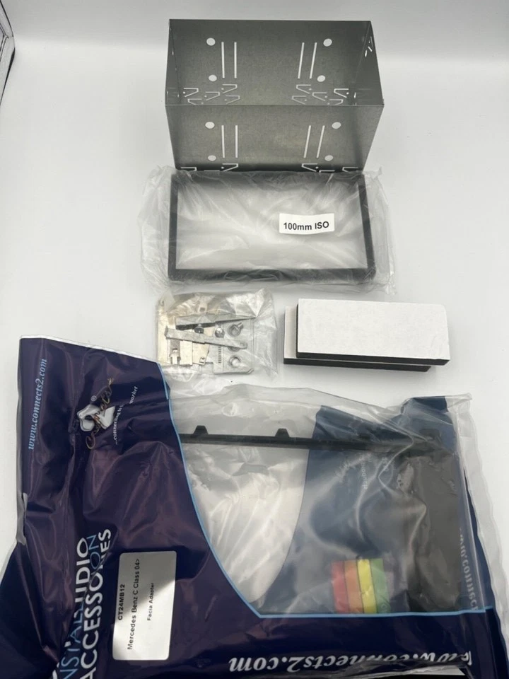 Radio Stereo Double Din Kit CT23MB03A For select year Mercedes C Class SLK CLK - Image 3 of 3