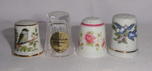 7 Vintage Fingerhüte ~ W Germany Österreich Japan ~ datiert ~ Blumen ~ Vögel ~ Engel + - Bild 2 von 14
