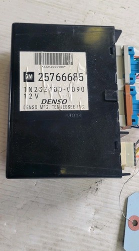 Módulo de control de carrocería Lesabre Bonneville Aurora 2000-2005 BCM OEM. 25766685 - Imagen 2 de 4