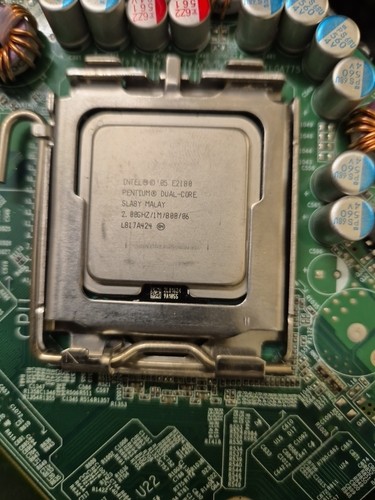 Carte mère DELL PRECISION 390 (CN-0DN075-70821-6C9-706O) socket 775 - Imagen 3 de 4