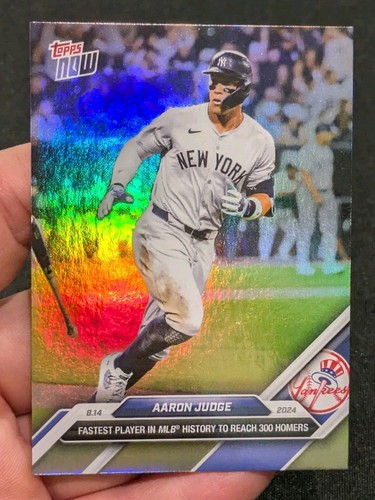 2024 Topps NOW Aaron Judge RAINBOW FOIL SHORT PRINT 555SP Fastest To 300 Homers - Bild 6 von 7