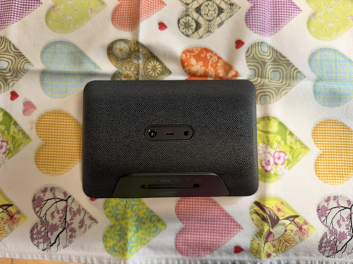 Amazon Echo Show 8 (1. Generation) Alexa, mit Verstellbarer Ständer - Bild 3 von 4