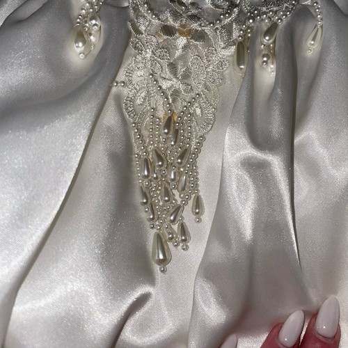 Vintage handmade 1970's 80's wedding dress heavily laced and beaded white SZ 8 - Imagen 9 de 19