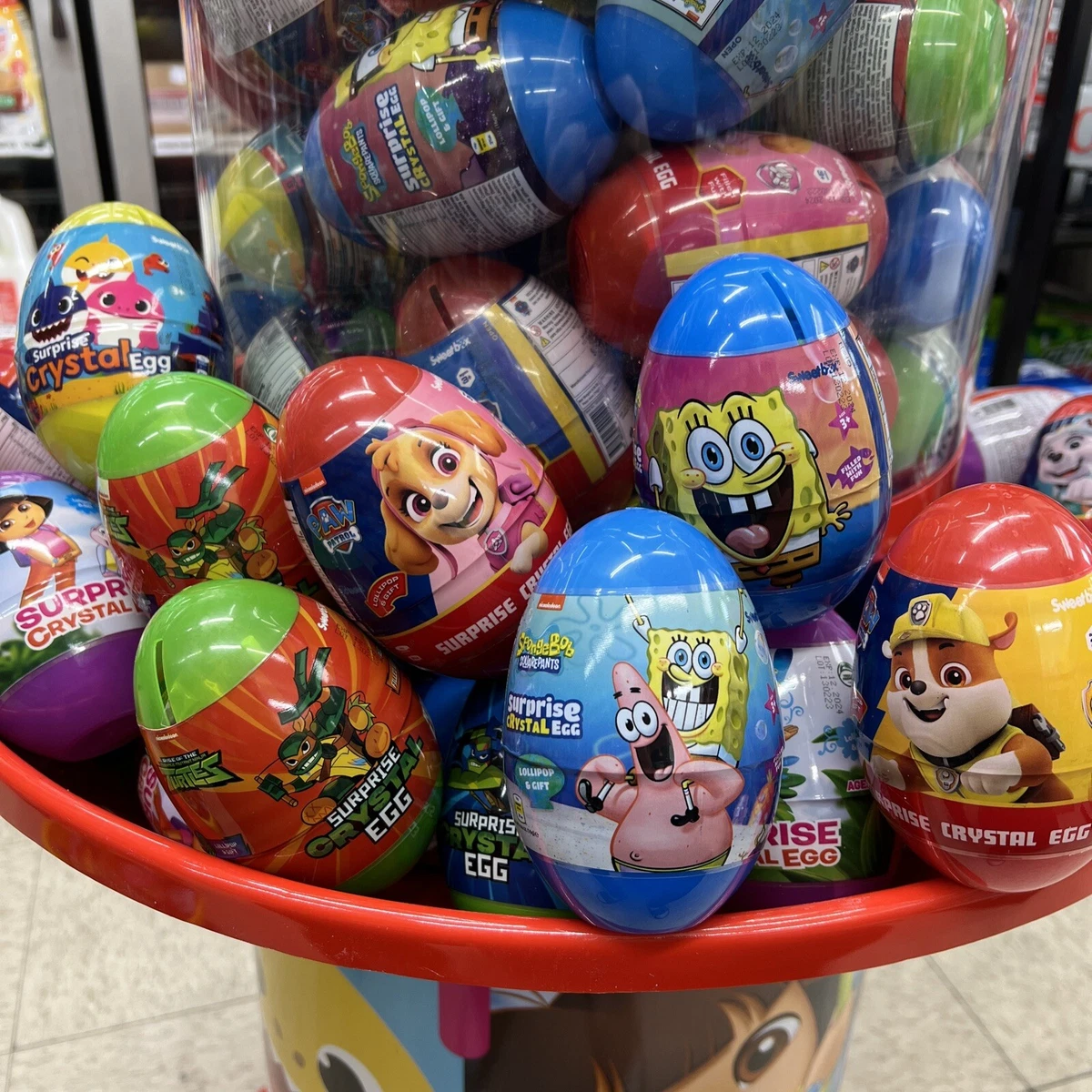 Egg candy hot sale with toy