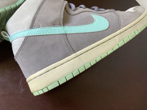 Size 10 - Nike SB Dunk High Pro Soft Grey - Picture 4 of 14