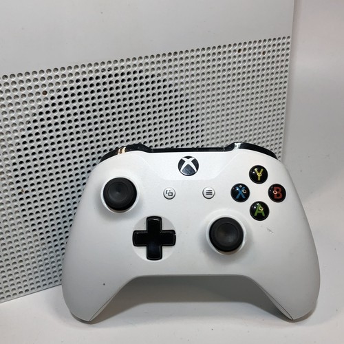 Xbox One S Console Model 1681 500GB 4K UHD - Picture 2 of 5