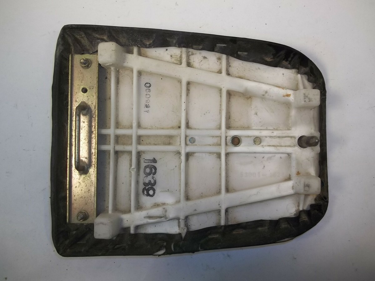 KAWASAKI ZX7 NINJA PASSENGER SEAT 53001-1639-MA ZX-7 ZX-7R KAWASAKI ZX7 NINJA PASSENGER SEAT 53001-1639-MA ZX-7 ZX-7R