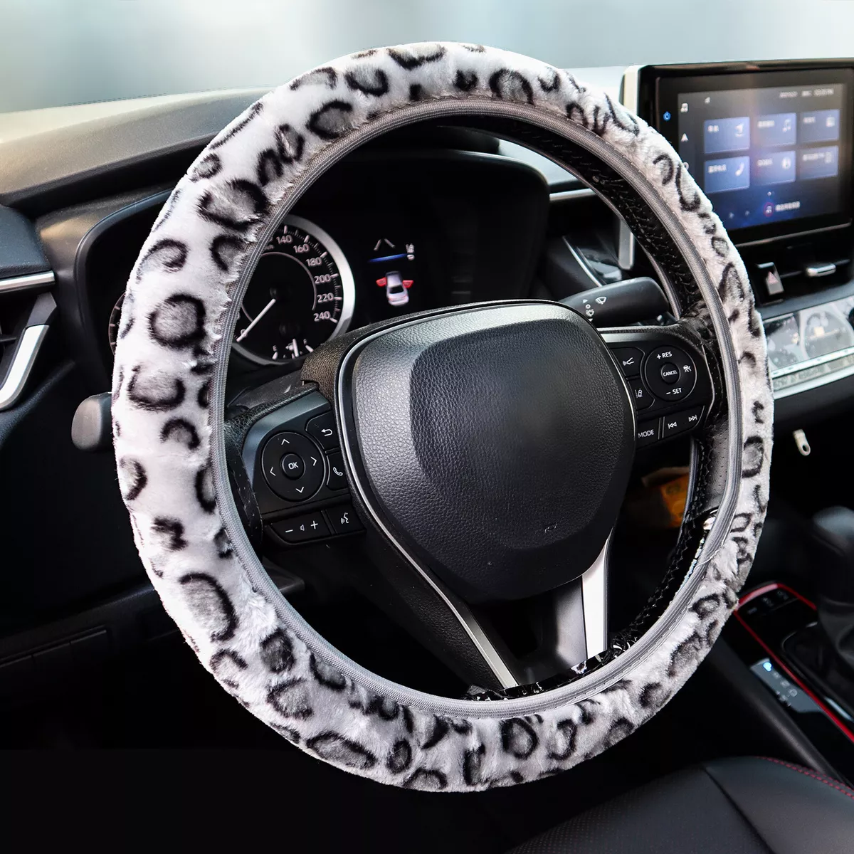 New Universal Plush Fuzzy Steering Wheel Cover Warm Truck Car