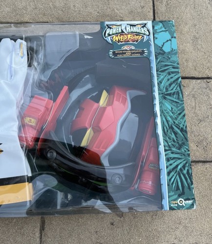 Power Rangers Red Wild Force Ranger Electronic Action Set - Picture 4 of 4