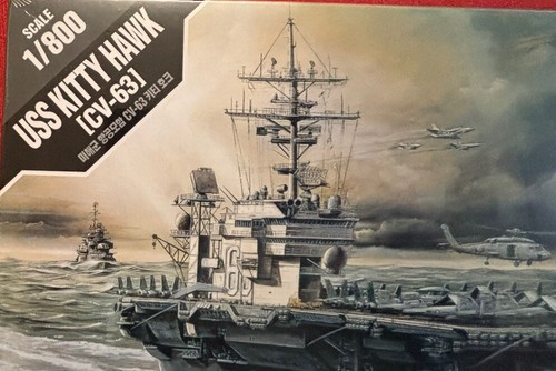 Sealed 1:800 Scale USS Kitty Hawk CV-63 Academy 14210 - Foto 5 di 8