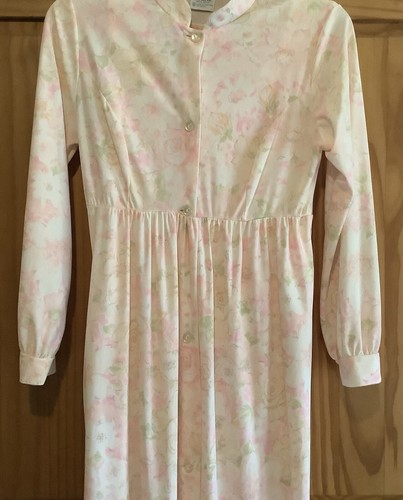 Vintage 70’s Pink Peach Floral Long Robe Size Small Nylon Long Sleeves Buttons - Picture 2 of 7