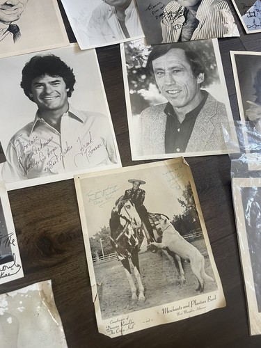 Vintage Autographed Headshots, Images Lot - Picture 5 of 11