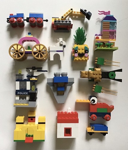 Lego Classic 90 Years Of Play 11021 Year 2022 Mini Set Builds - Picture 1 of 1