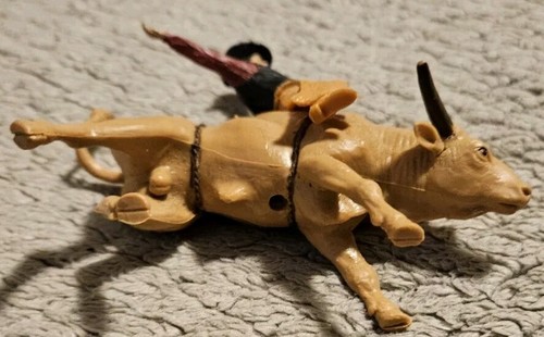 Cowboy Riding Rodeo Bull 4 Inches Long - Picture 13 of 22