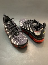 Nike Air Vapormax Plus TN Shoes Black Red UK 9 EU 44 Aq8632 Nike Air Vapormax Plus TN Shoes Black Red UK 9 EU 44 Aq8632