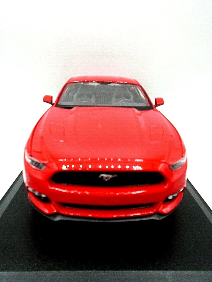 Maisto 2015 Red Ford Mustang GT Diecast Muscle Car Vehicle  - Image 4 of 4