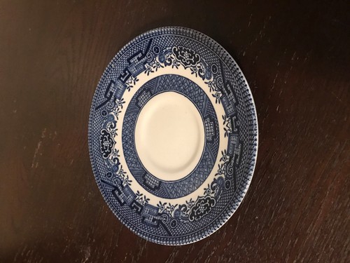 CHURCHILL ENGLAND WHITE & BLUE WILLOW SAUCER PLATE - Picture 2 of 6