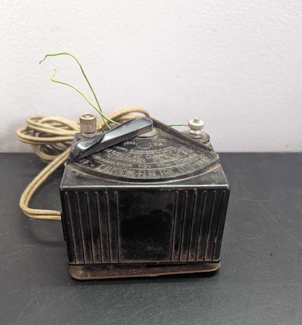 Lionel Type 4044 Trainmaster Transformer 120V 60HZ 20VA - Picture 5 of 8