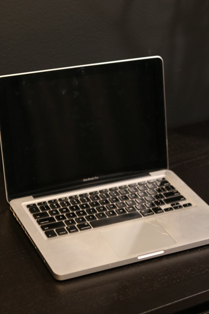 Apple MacBook Pro 13 Apple MacBook Pro 13
