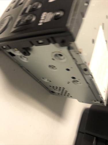 03 04 05 NISSAN 350Z RADIO AM FM CD OEM 201073 - Picture 10 of 12