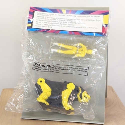 Vtg 1995 McDonalds Mighty Morphin Power Rangers The Movie Yellow Ranger w/ Bear - Picture 2 of 3