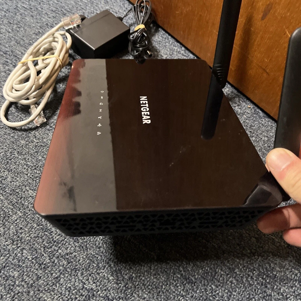 Netgear D6000 AC650 Wifi ADSL Modem Router NBN Compatible - Image 3 of 4